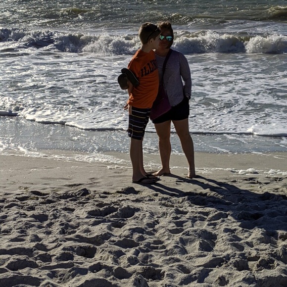 Meet your Posher, Cassidy - Picture 1 of 1